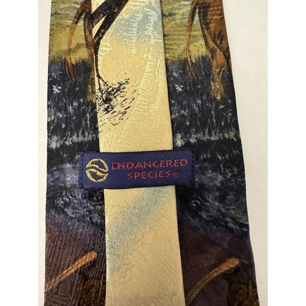 Endangered Species Men's 100% Silk Tie Lion Tiger Animal Print